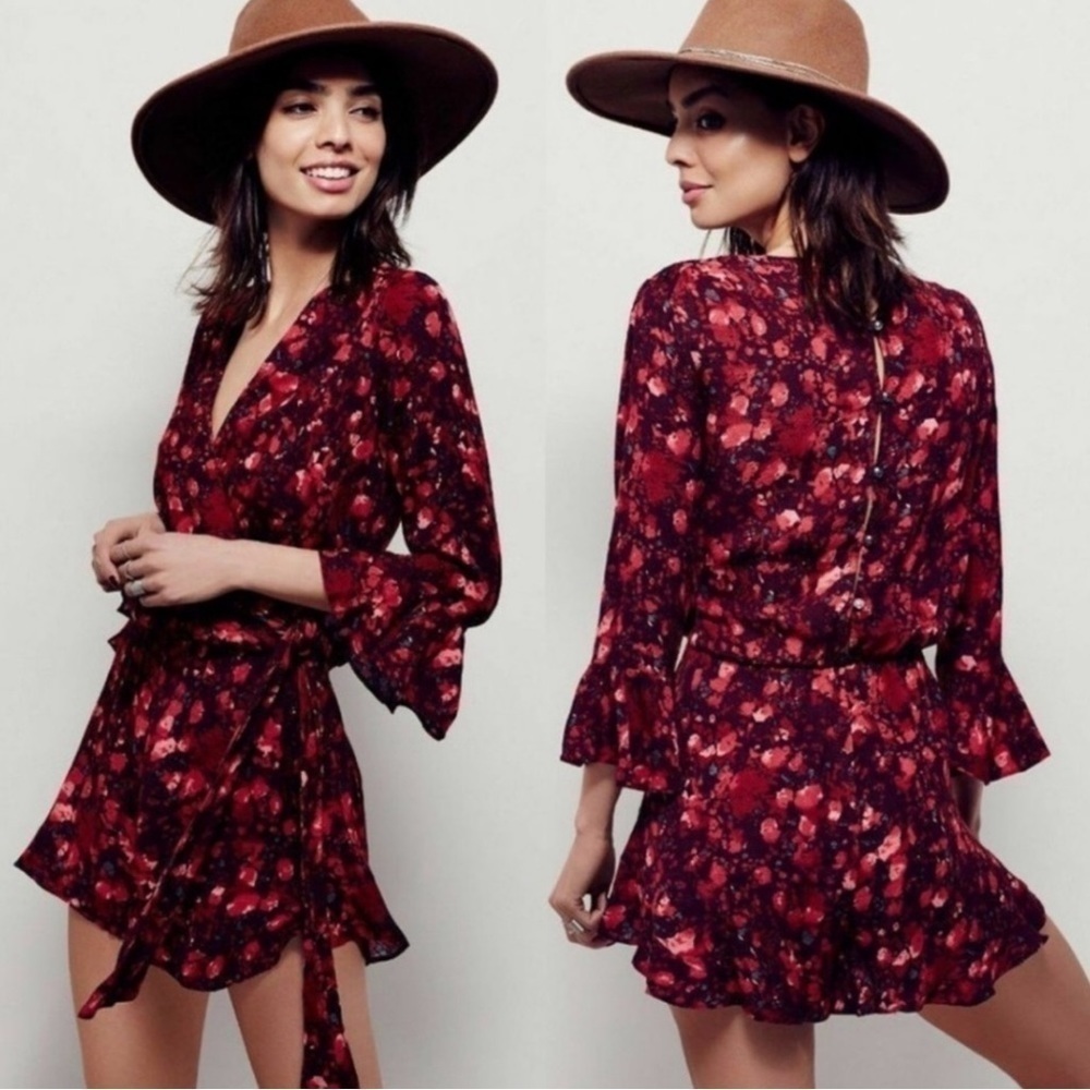 Free People All the Right Ruffles Romper Size S Shorts Flowy Wrap Top Viscose